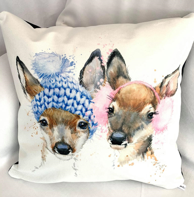 wild nature white Christmas cushion 45x45