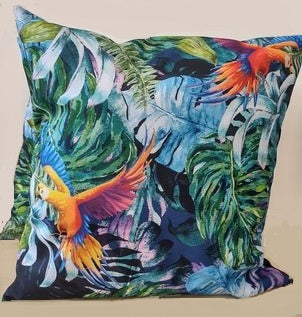 jungle parrots outdoor waterproof cushion 45x45