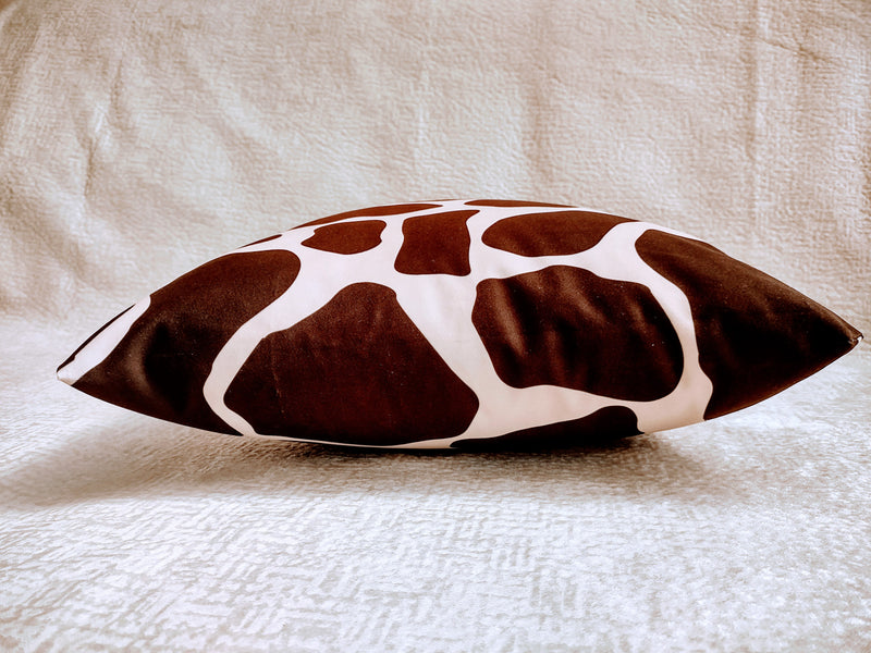 Giraffe Velvet Pillow Cover 40x40cm+ Zippered - MagnoliaFabric